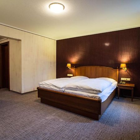 Hotel Karpfen Ебербах Екстер'єр фото